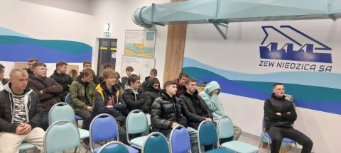 Zwiedzanie Elektrowni Wodnej w Niedzicy - trasa edukacyjna  image 5